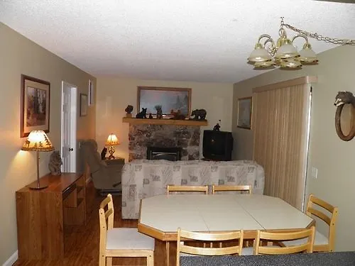 3832 Regina Rd. Apartment Stateline